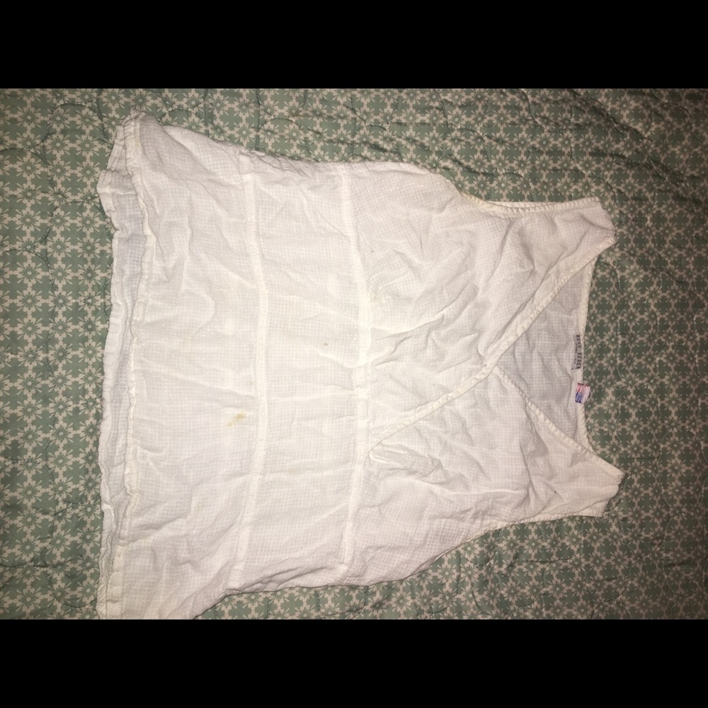 White pilgrim top